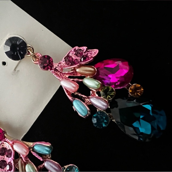 Caroline Hill Multicolor Statement Earrings - Picture 2 of 3